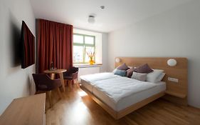 Hotel Tri Knizata